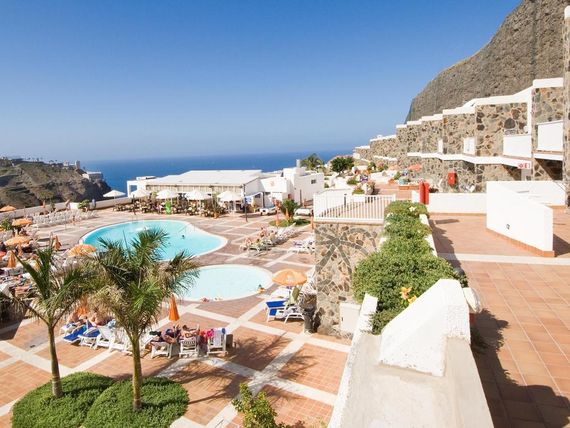 Servatur Altamadores