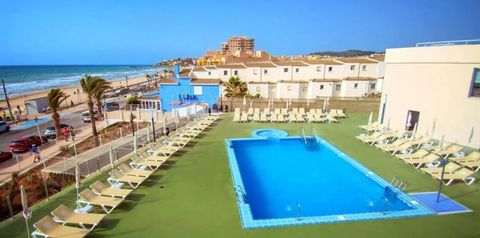 basen, plaża, teren hotelu