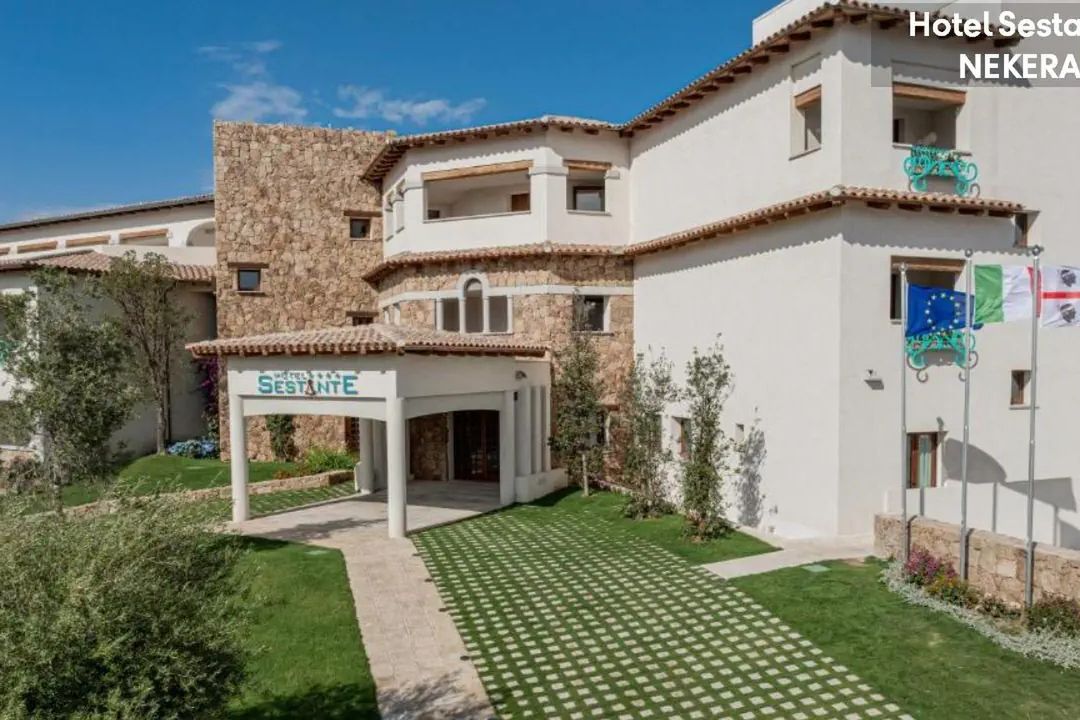 obiekt, teren hotelu