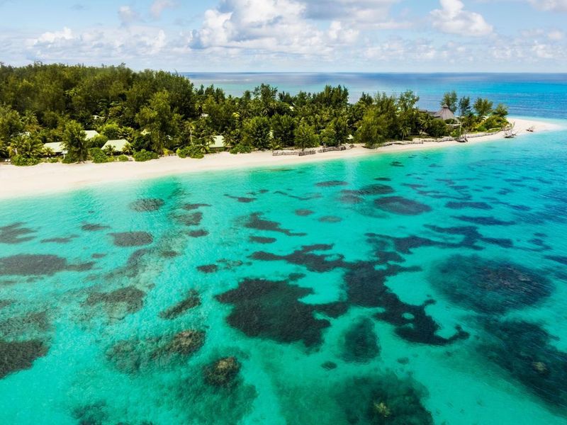 Denis Private Island 4*