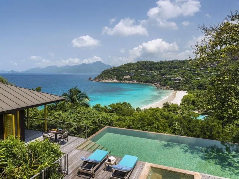 Four Seasons Resort Seychelles 5*