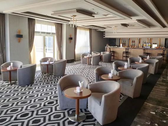 lobby bar