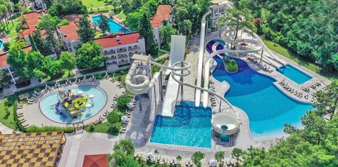 basen, zjeżdżalnia