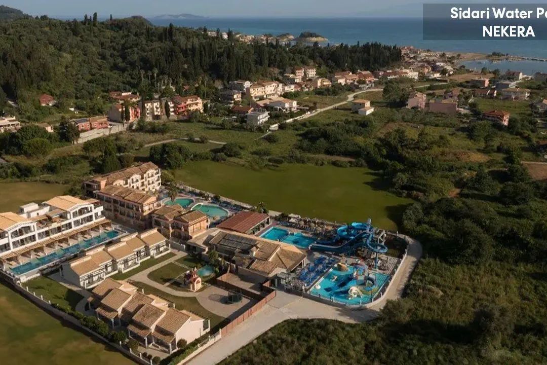 basen, teren hotelu, obiekt