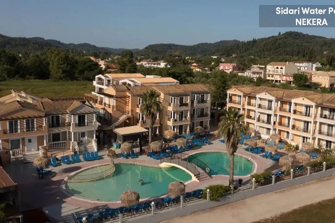 basen, teren hotelu, obiekt