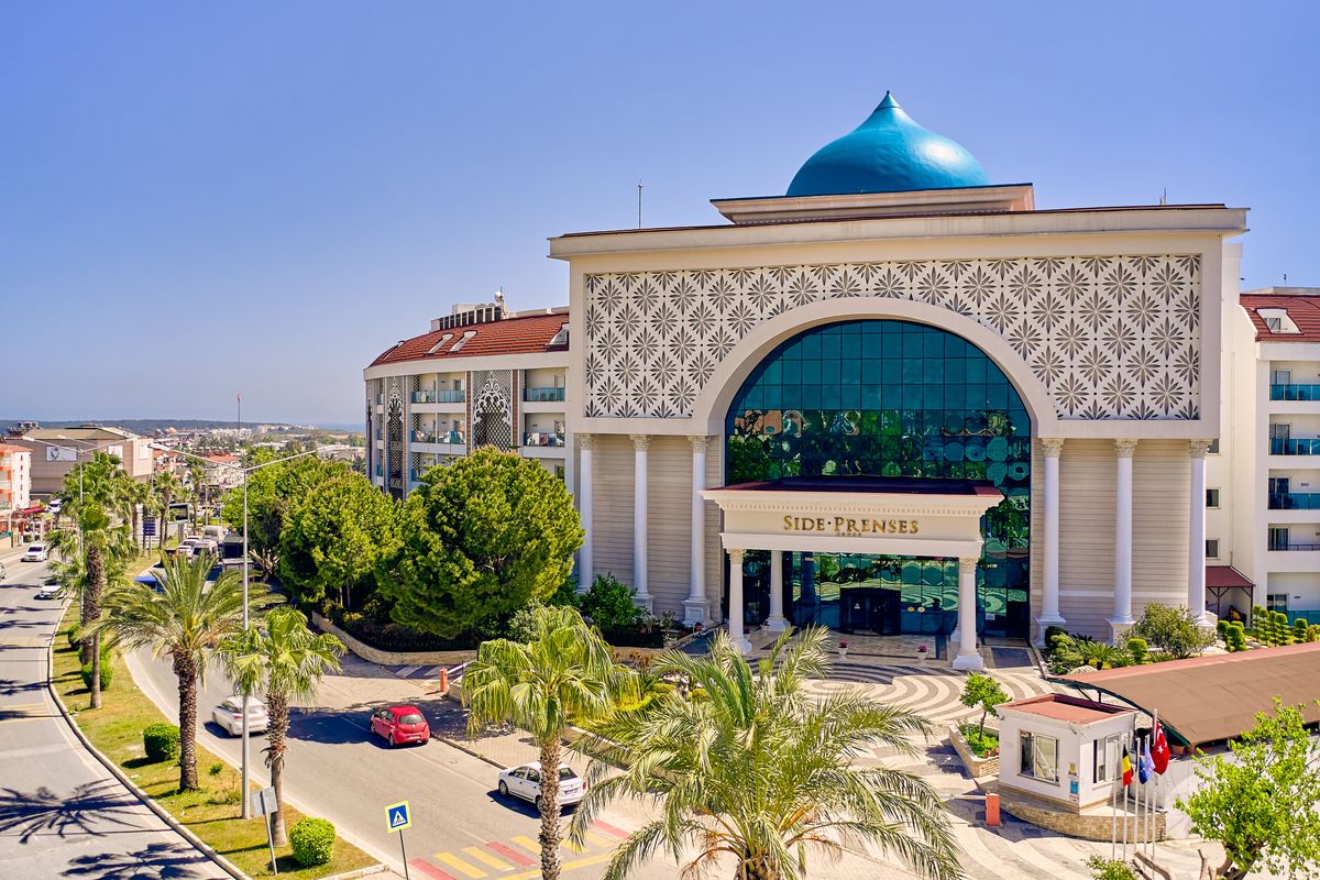 obiekt, budynek główny