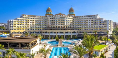 obiekt, teren hotelu, basen