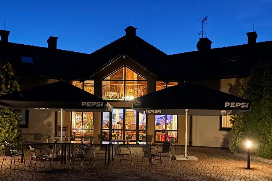 obiekt, teren hotelu, restauracja