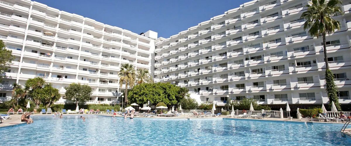 budynek główny, basen