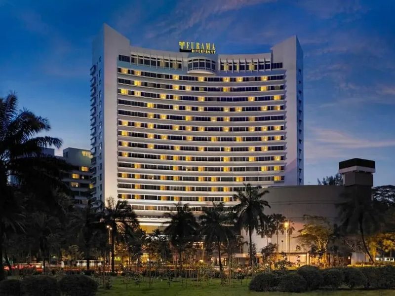 Furama Riverfront