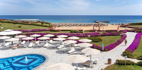 teren hotelu, basen, plaża
