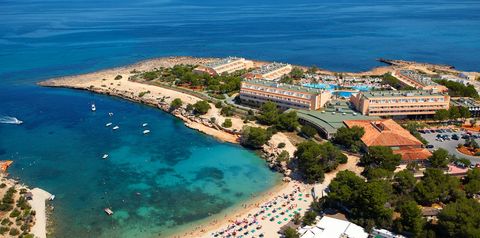 teren hotelu, basen, plaża