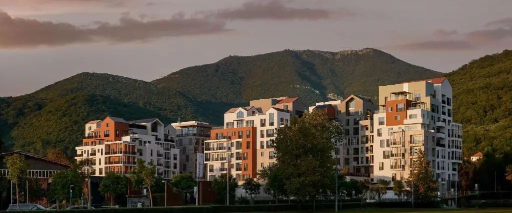 obiekt, teren hotelu, góry