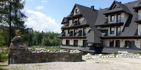 obiekt, budynek główny