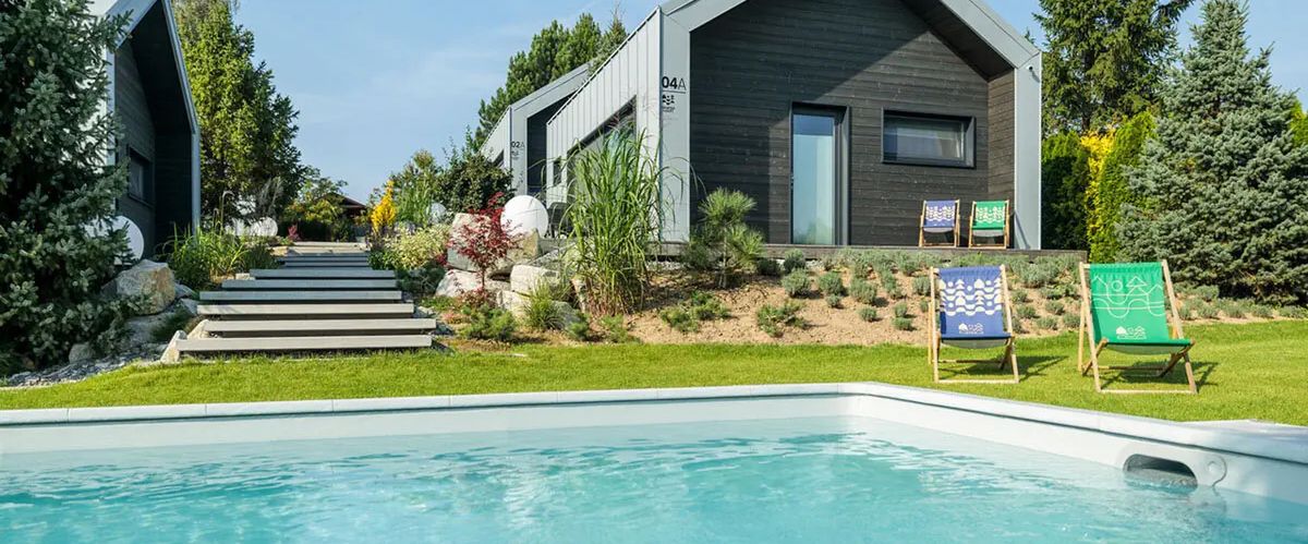 obiekt, teren hotelu, basen