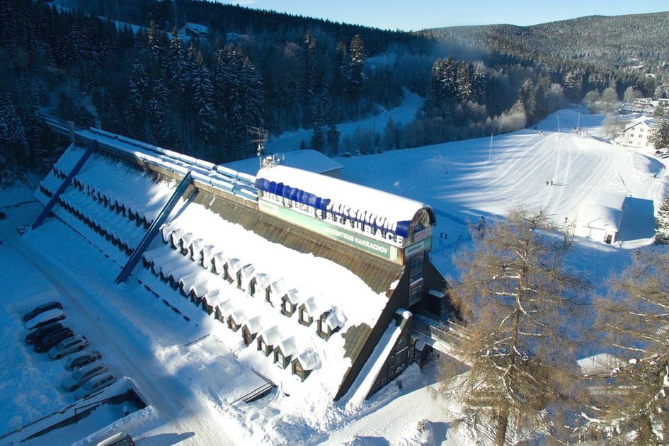 obiekt, budynek główny, teren hotelu