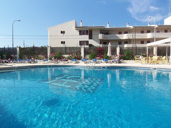 teren hotelu, obiekt, basen
