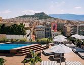 Skylark, Aluma Hotel & Resort