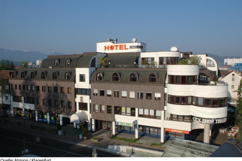 obiekt, budynek główny