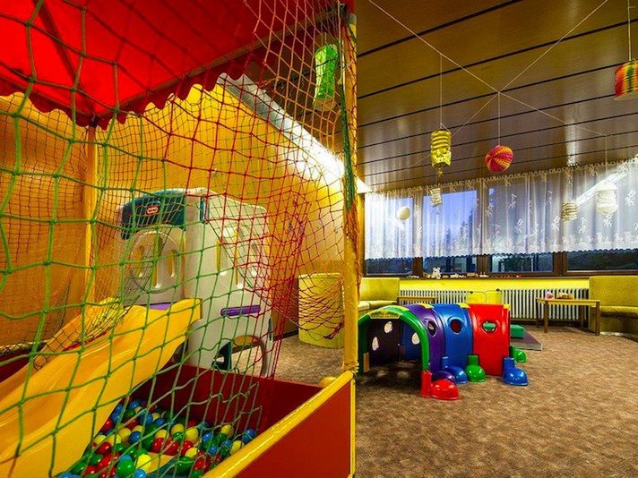 dla dzieci, kids club