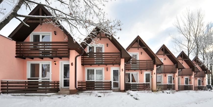 obiekt, teren hotelu