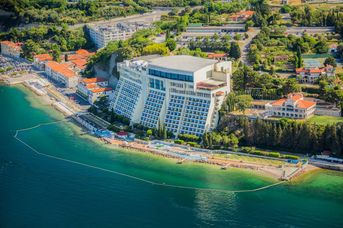 Grand Bernardin