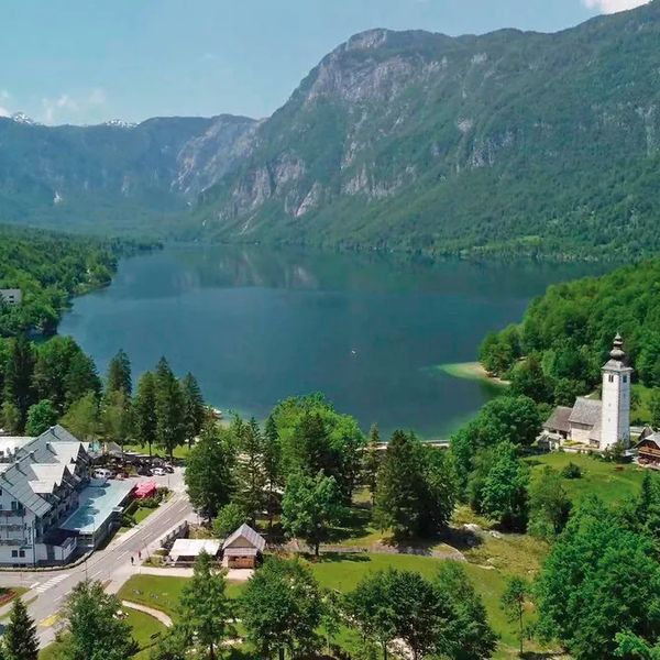 Jezero (Bohinj)