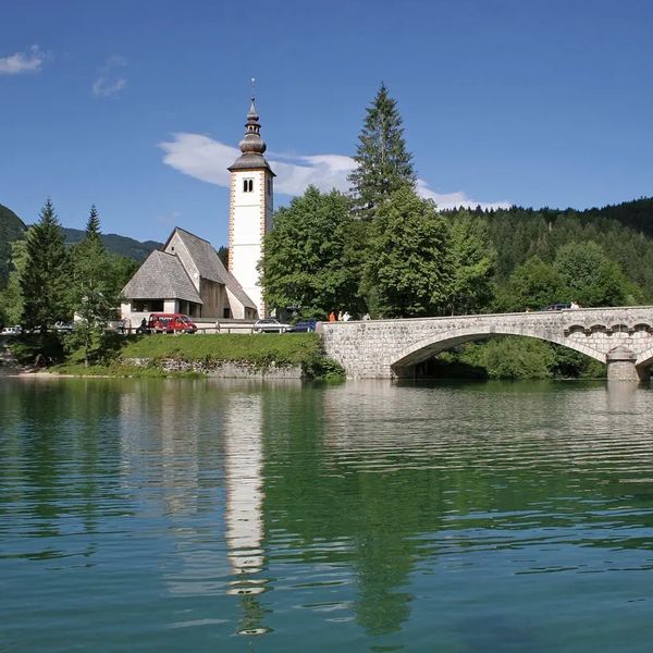 Jezero (Bohinj)
