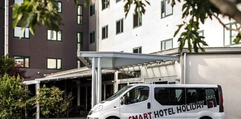 budynek główny, teren hotelu