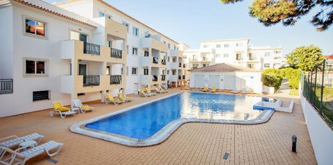 teren hotelu, obiekt, basen
