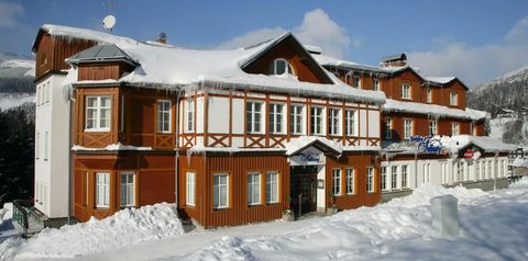 obiekt, budynek główny