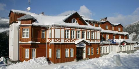 obiekt, budynek główny, teren hotelu