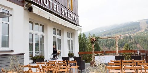 obiekt, teren hotelu