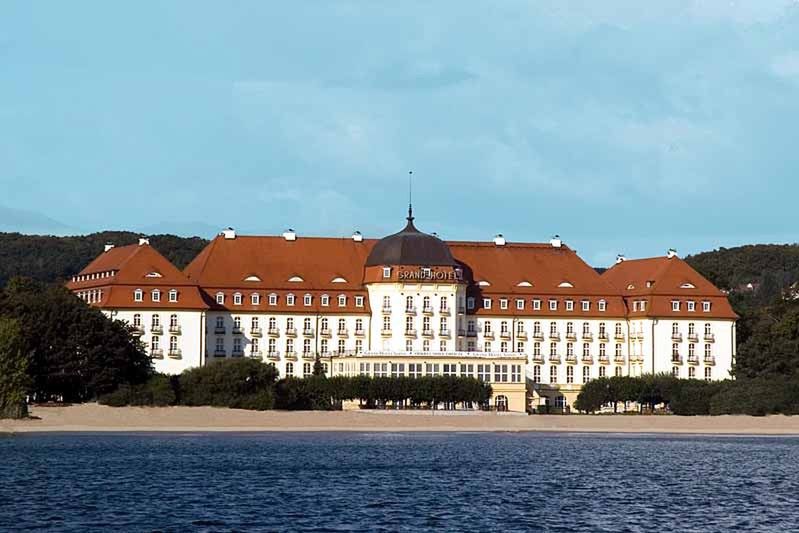 teren hotelu, plaża, obiekt
