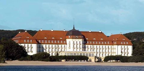 teren hotelu, plaża, obiekt