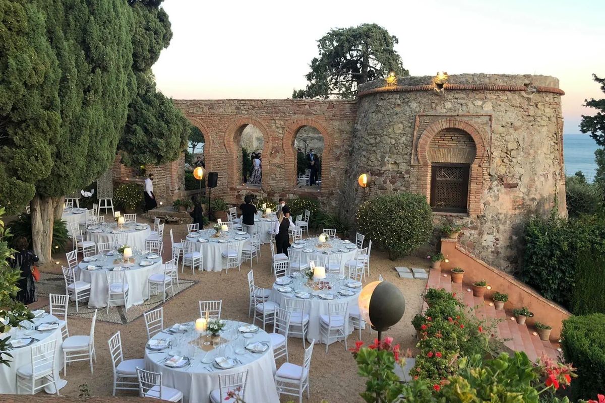 restauracja, teren hotelu