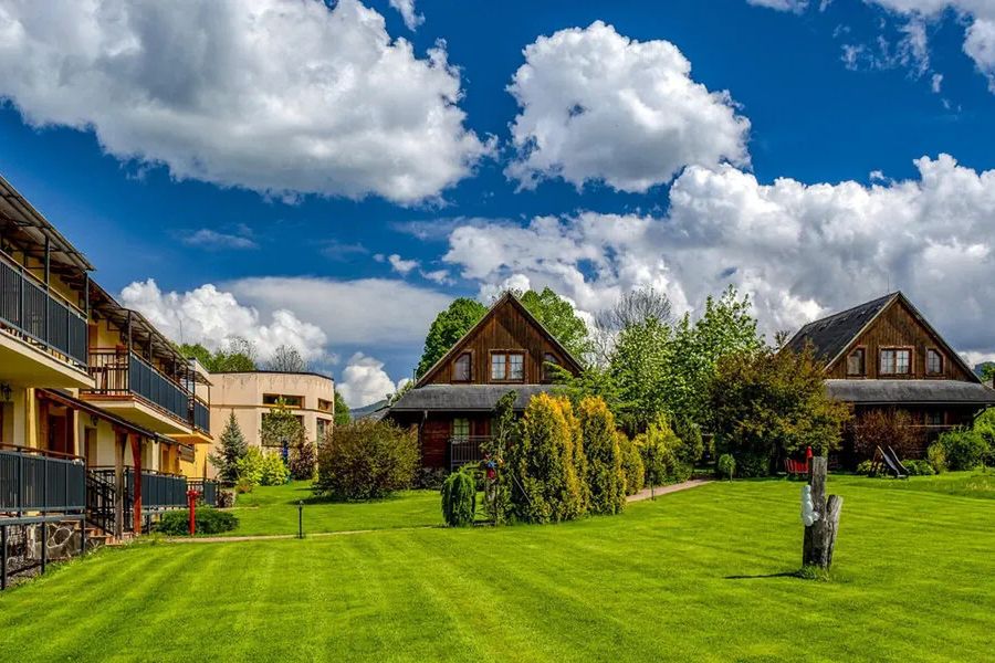 obiekt, teren hotelu