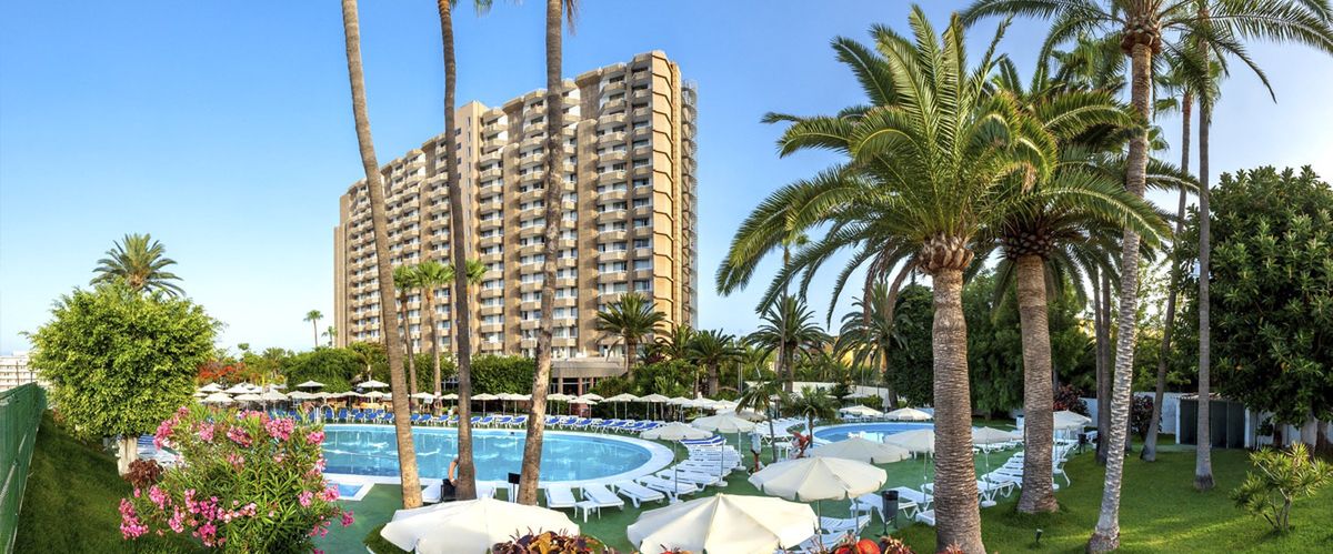 budynek główny, basen