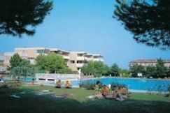 obiekt, teren hotelu, basen