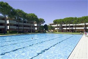 obiekt, teren hotelu, basen