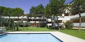 obiekt, teren hotelu, basen