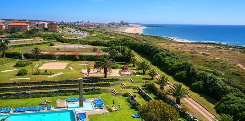 plac zabaw, basen, teren hotelu