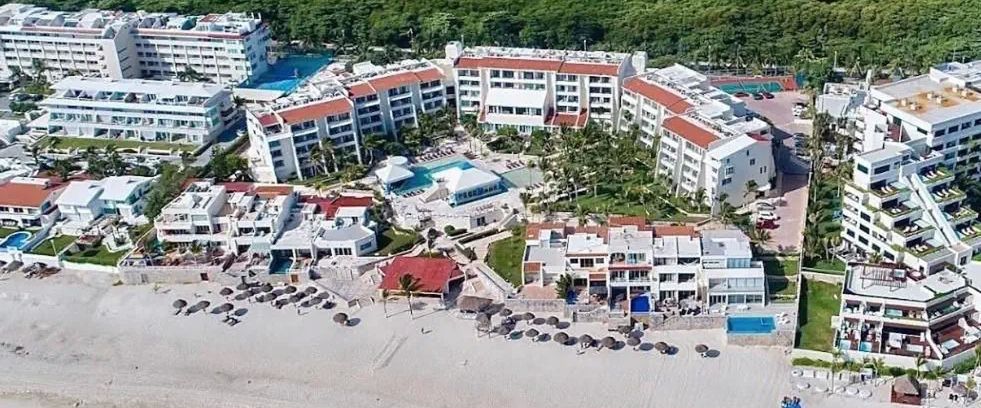 plaża, teren hotelu, obiekt