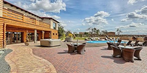 obiekt, teren hotelu, basen