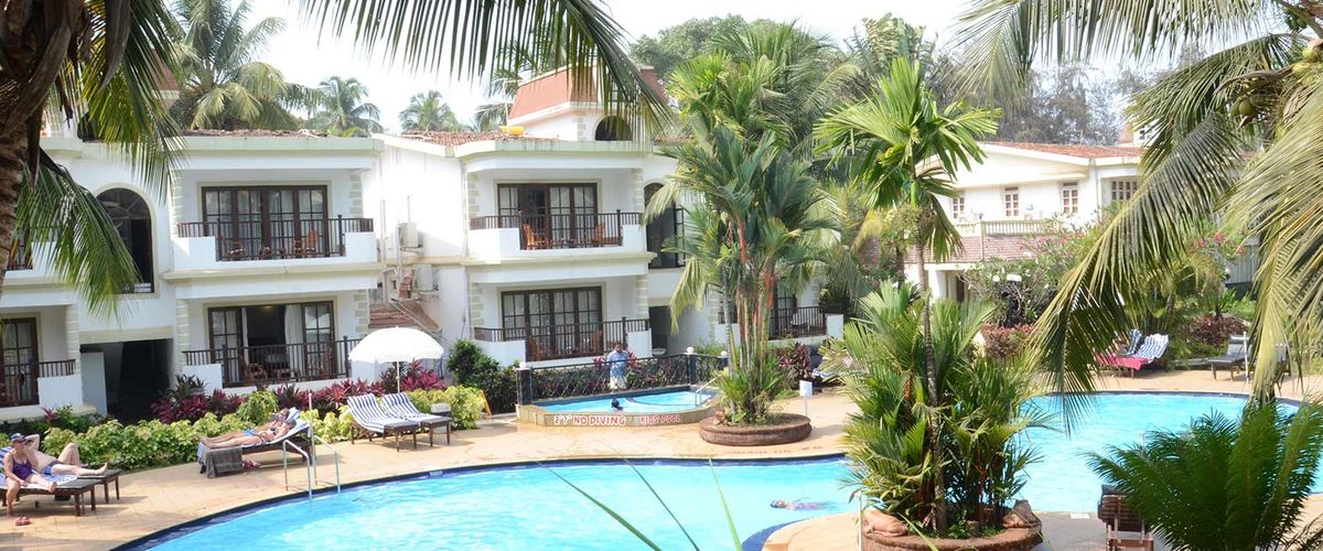 obiekt, teren hotelu, basen