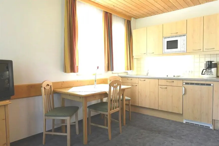 kuchnia / aneks kuchenny, pokój
