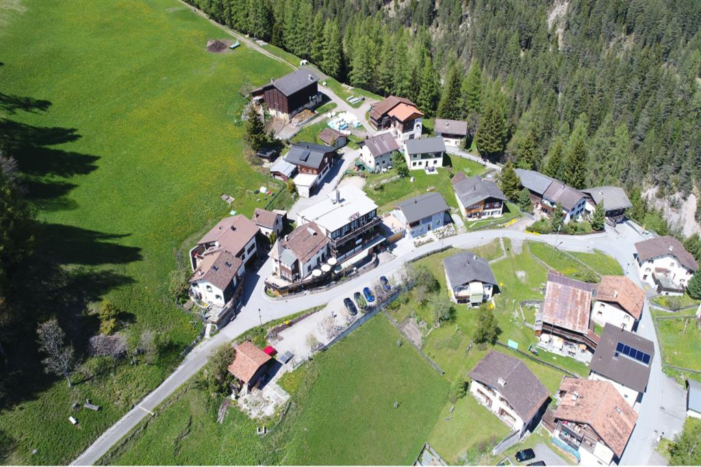 teren hotelu, obiekt
