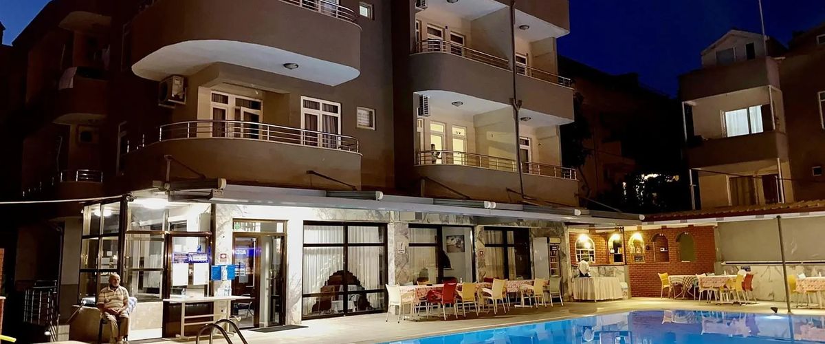 teren hotelu, obiekt, basen