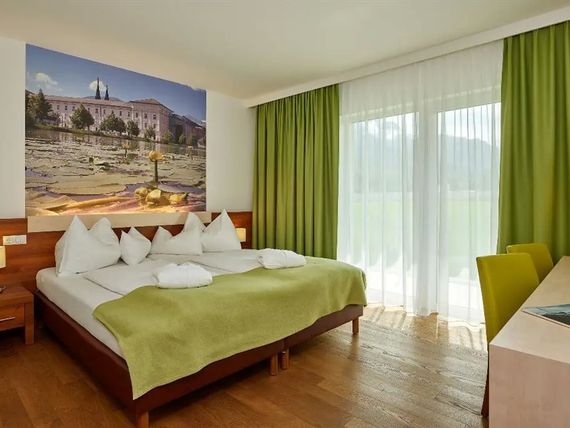 Spirodom 4*