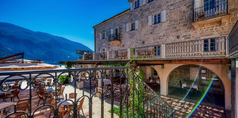 teren hotelu, restauracja